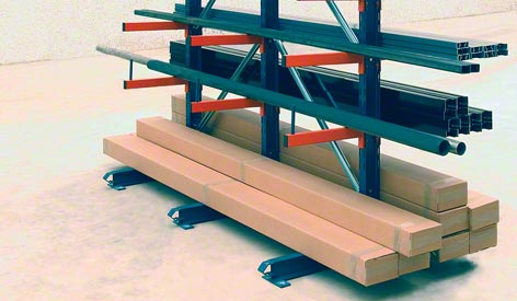 Light duty cantilever racks