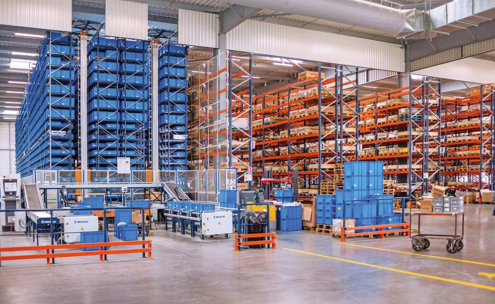 Conventional pallet racking